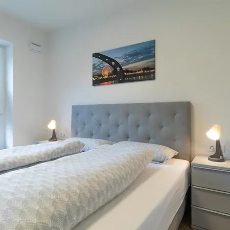 Herzmuschel Fuer 5 Gaeste Mit Sauna Und Garten, Strandnah *